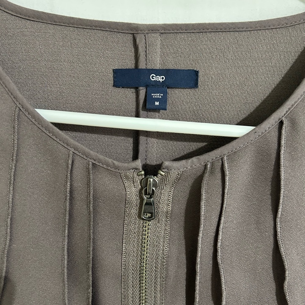 GAP Chiffon Ruffle Zip Front Jacket size medium - Picture 2 of 5